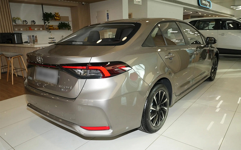 Новая Toyota Corolla скоро появится в России: продажи стартуют в первом квартале 2026 года